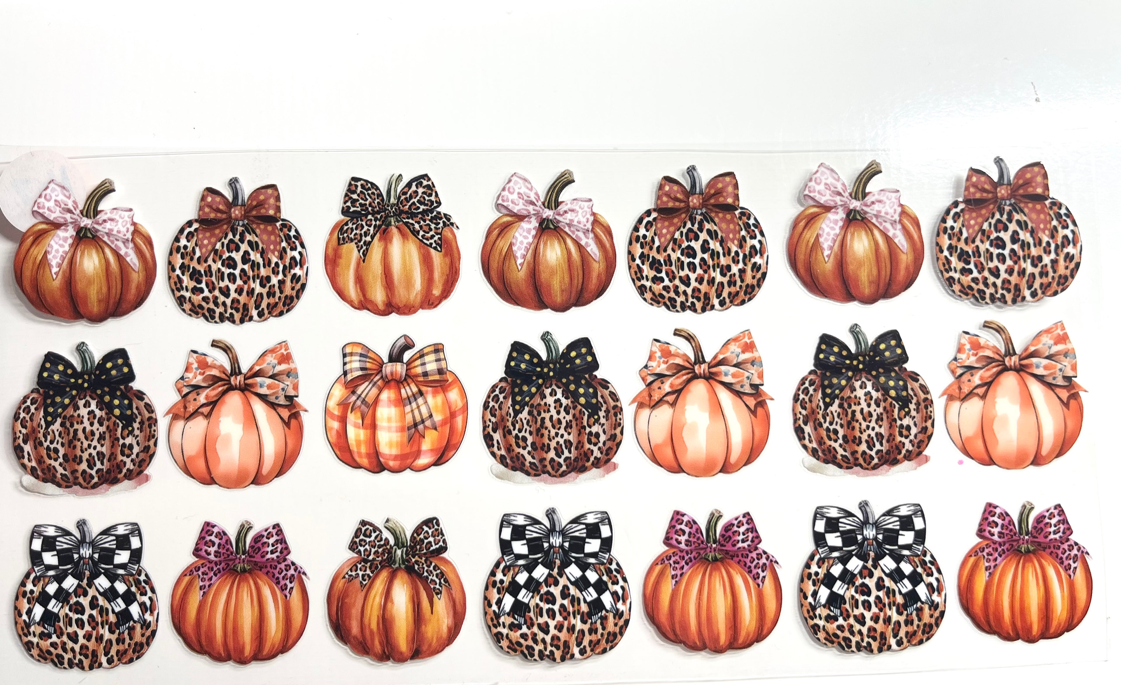Decal #167 - Leopard Pumpkin Bows